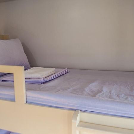 Titan Condo At Studio City Tower 1 Alabang มะนิลา ภายนอก รูปภาพ