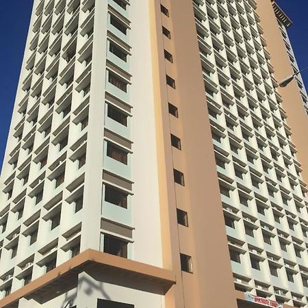 Titan Condo At Studio City Tower 1 Alabang มะนิลา ภายนอก รูปภาพ