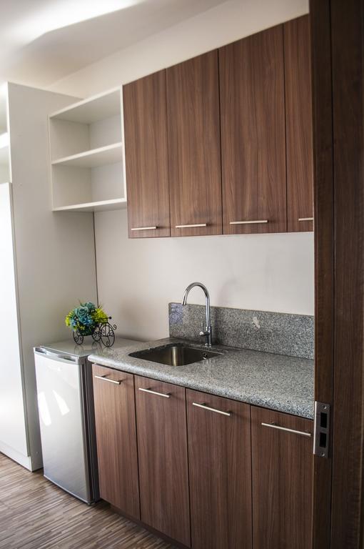 Titan Condo At Studio City Tower 1 Alabang มะนิลา ภายนอก รูปภาพ