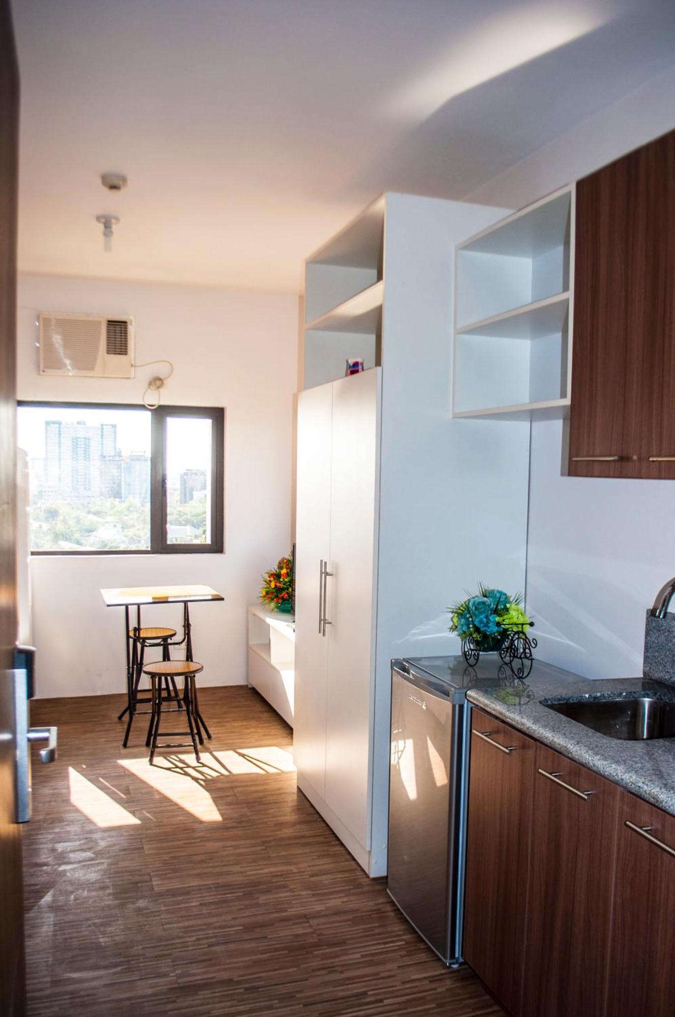 Titan Condo At Studio City Tower 1 Alabang มะนิลา ภายนอก รูปภาพ